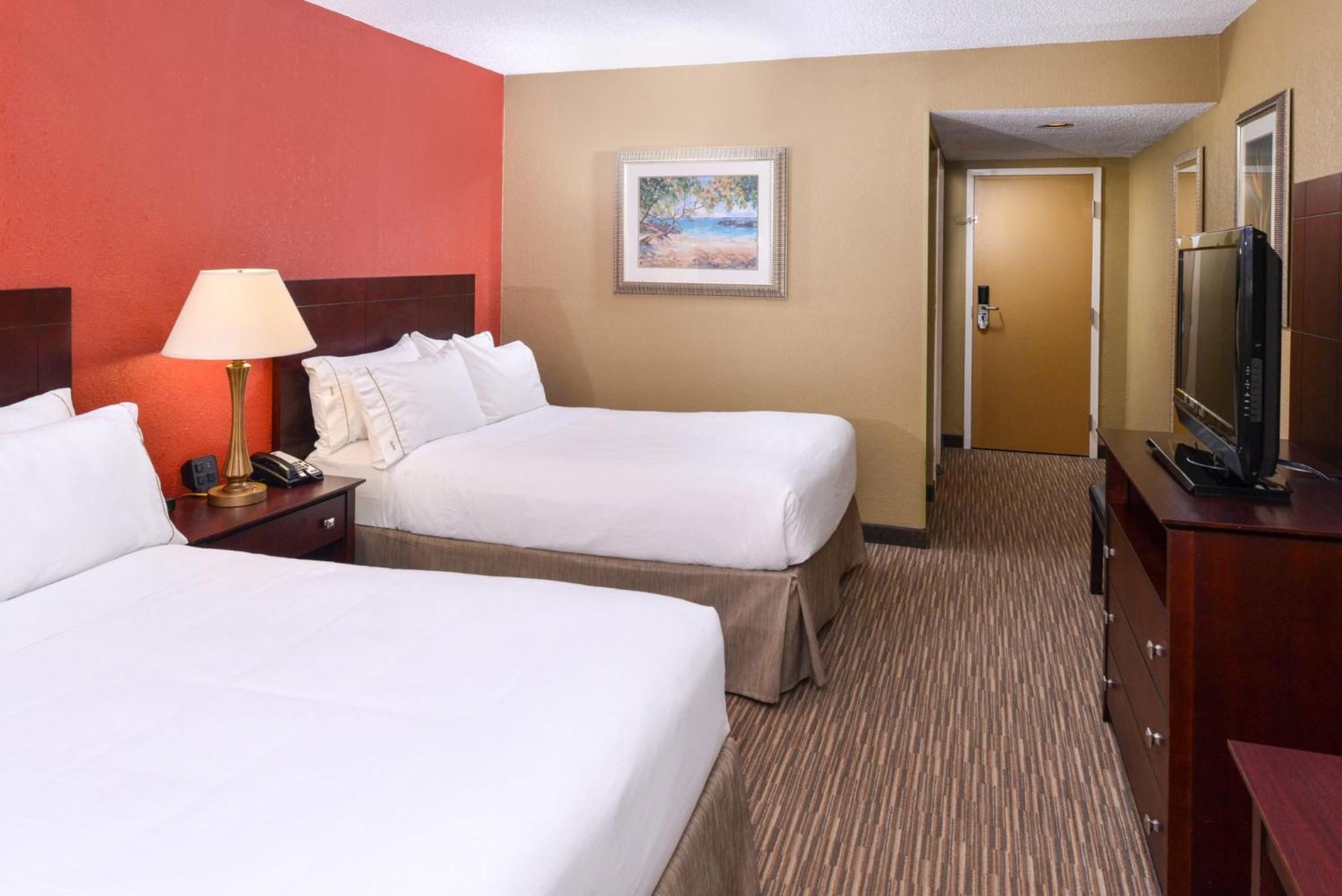 Holiday Inn Express Hotel Clearwater East - Icot Center By Ihg Pinellas Park Exterior foto