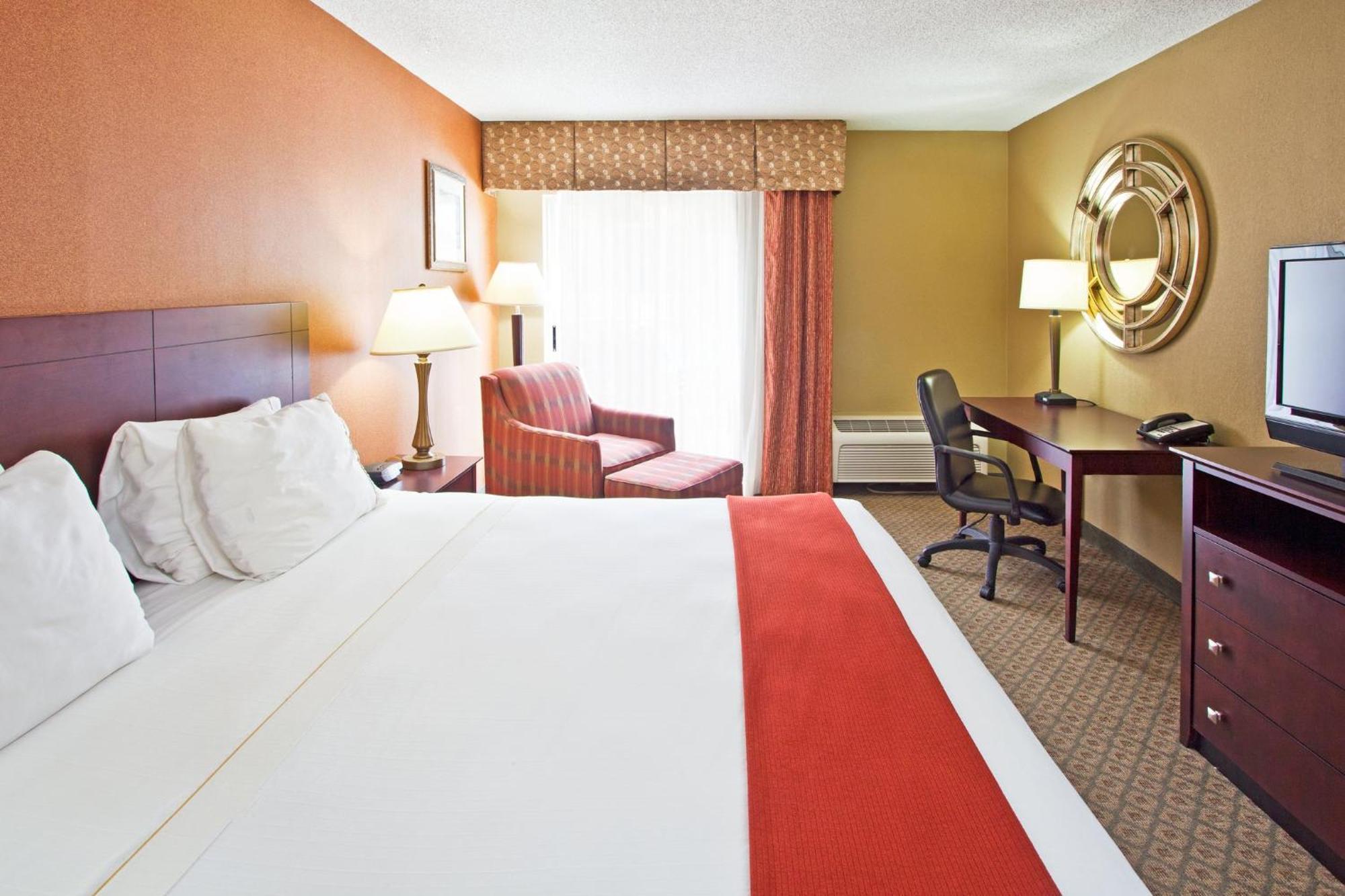 Holiday Inn Express Hotel Clearwater East - Icot Center By Ihg Pinellas Park Exterior foto